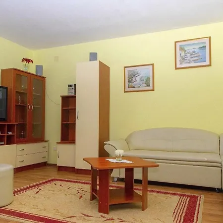 House Side Sunset 度假居