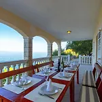 بيت للعطل House Side Sunset بريغراديكا