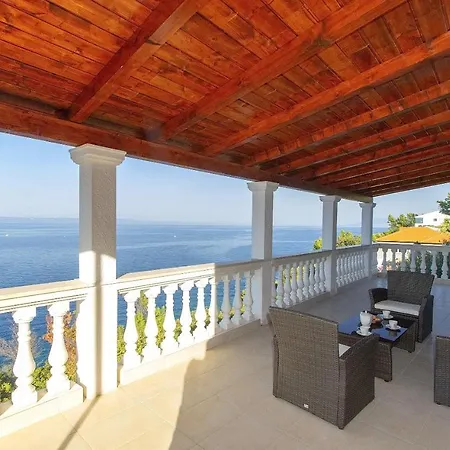 Дом отдыха House Side Sunset *