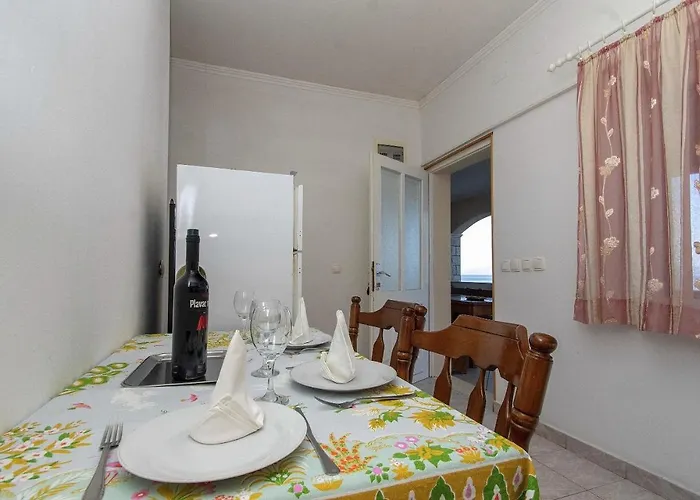 بيت للعطل House Side Sunset