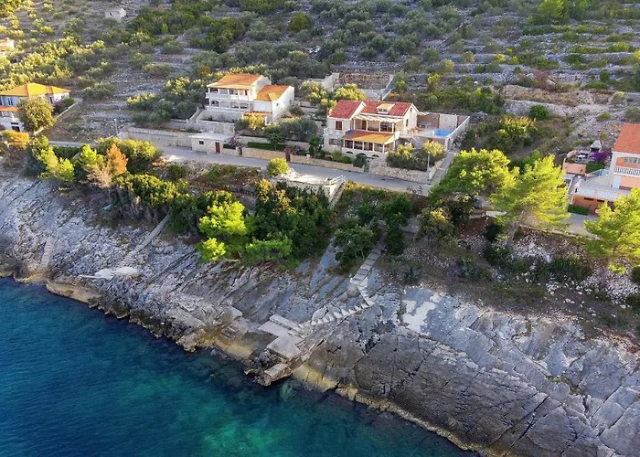 بيت للعطل House Side Sunset