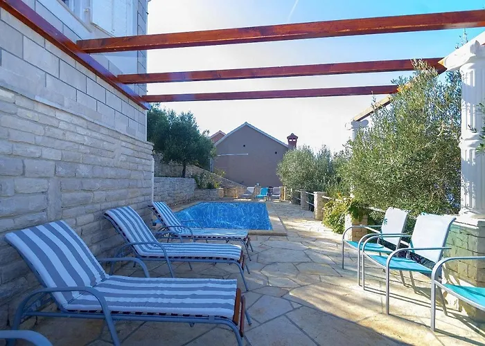 بيت للعطل House Side Sunset